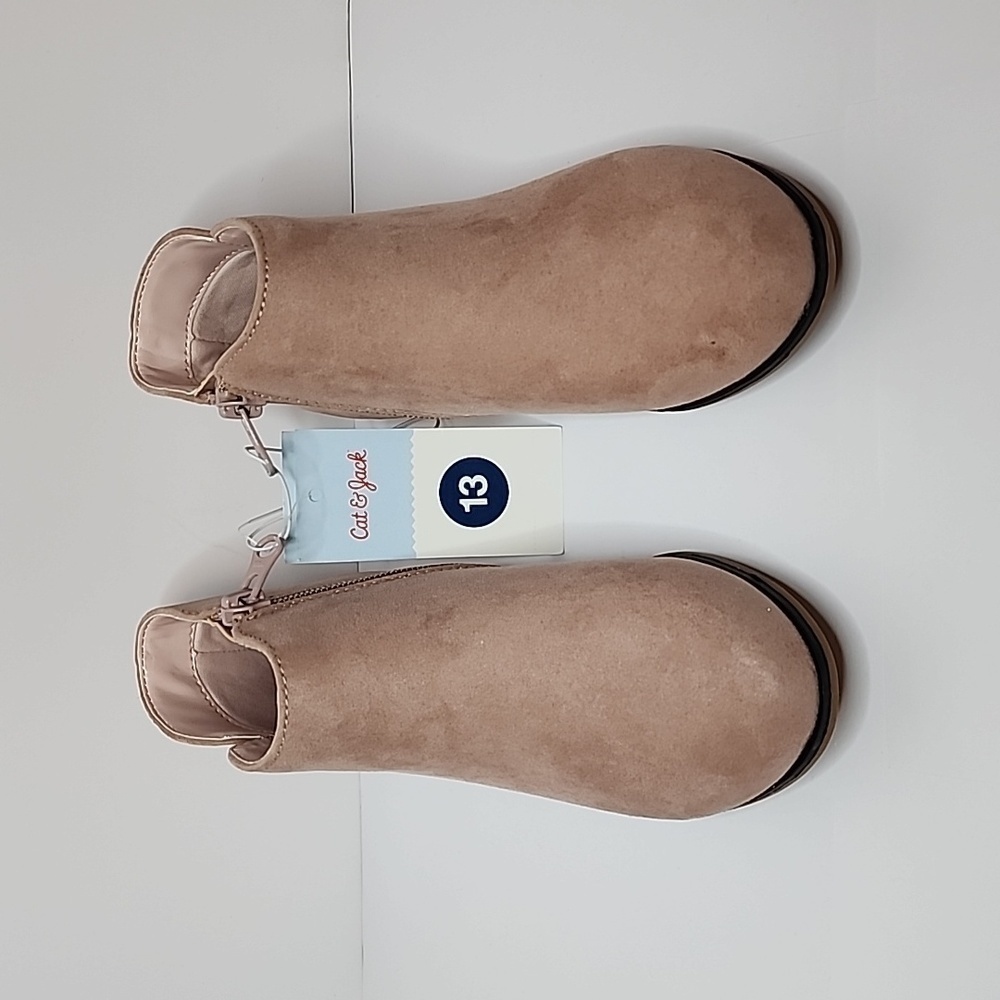 CAT & Jack Girl's Opal Zipper Closed Toe Booties, Blush, size 5